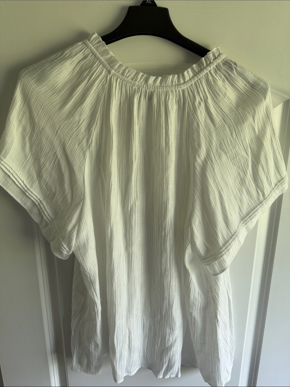 Wonderly White Ruffled Henley Tunic - Picture 9 of 9